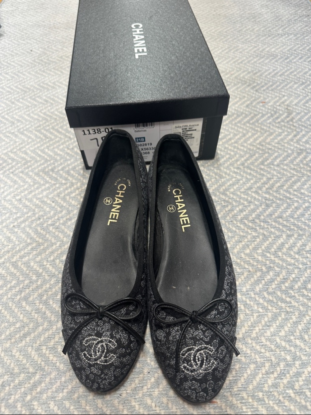 CHANEL Black denim  CC Logo Ballet Flats